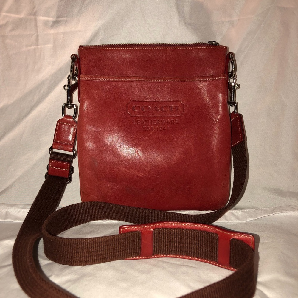 Coach leather classic crossbody bag